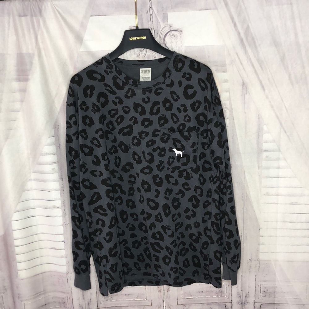 Pink long sleeve cheeta print tee shirt